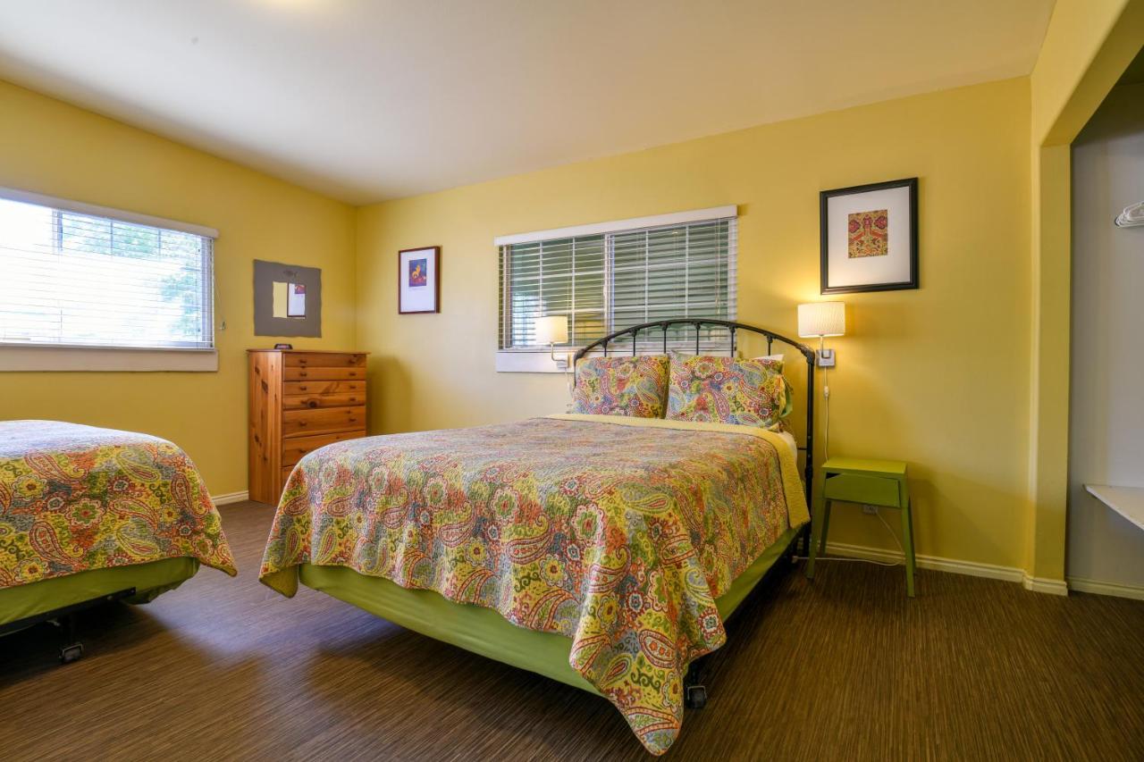 Inn 1 - Downtown 1 Bedroom Unit, Sleeps 6 With Shared Hot Tub Moab Exterior photo